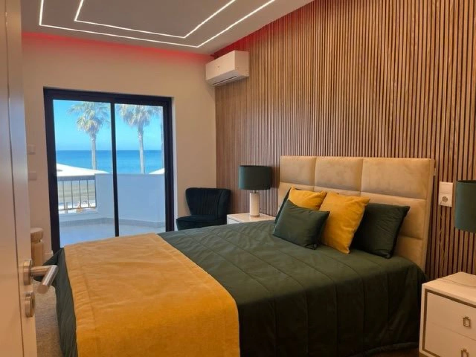Apartamento T3 para Venda em Quarteira Foto 8