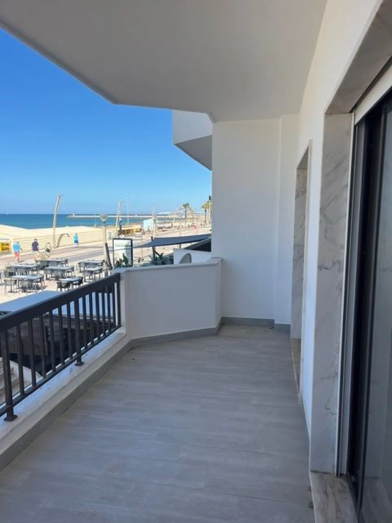 Apartamento T3 para Venda em Quarteira Foto 9