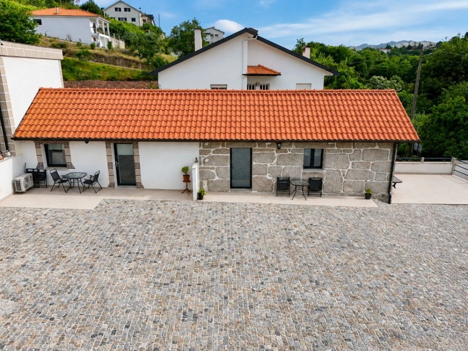 Moradia T2 para Venda em Amarante (São Gonçalo), Madalena, Cepelos e Gatão Foto 1