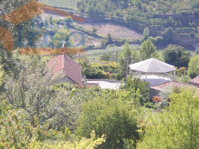 Quinta T6 para Venda em Resende Foto 6