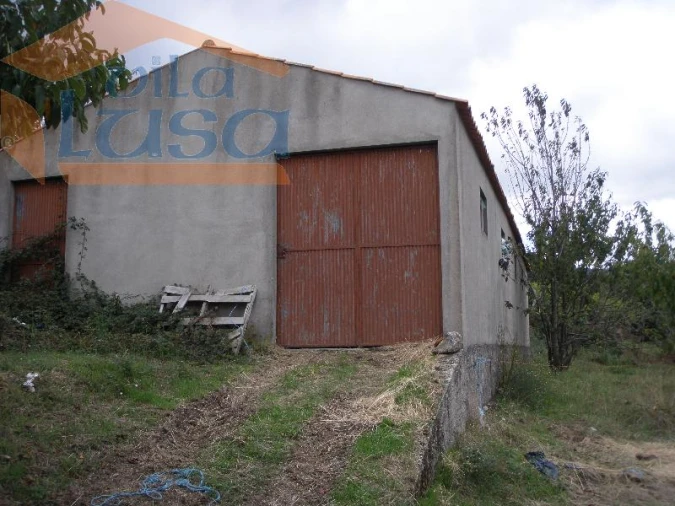 Quinta T6 para Venda em Resende Foto 10