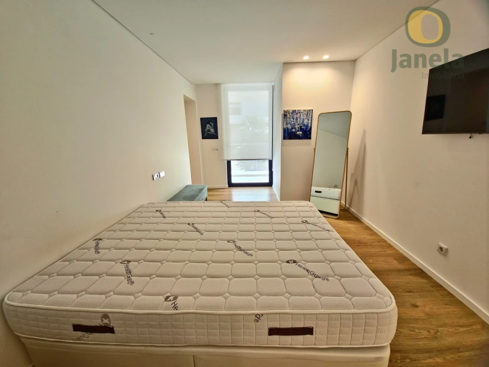 Apartamento T4 para Venda em Olhão Foto 17