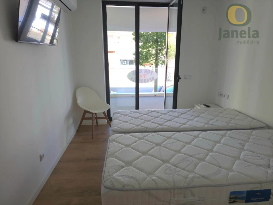 Apartamento T4 para Venda em Olhão Foto 31