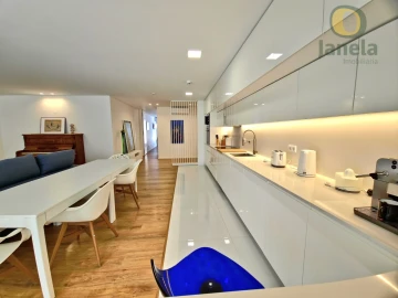 Apartamento T4 para Venda em Olhão
