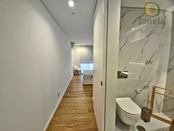 Apartamento T4 para Venda em Olhão