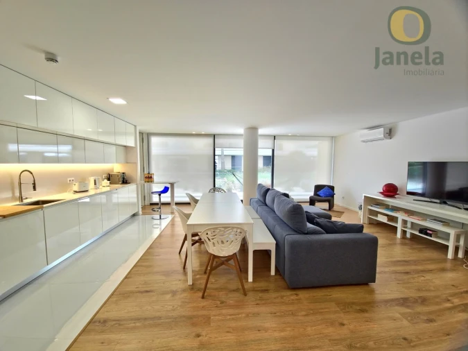 Apartamento T4 para Venda em Olhão Foto 3