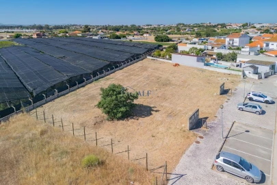Terreno para Venda em Sarilhos Grandes