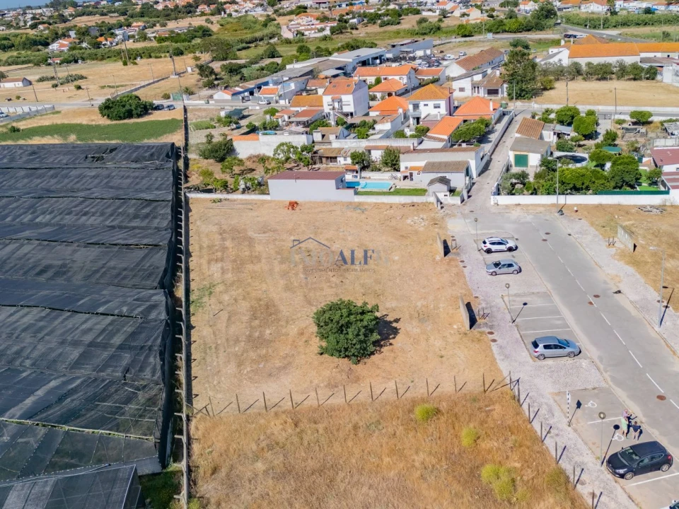 Terreno para Venda em Sarilhos Grandes Foto 10