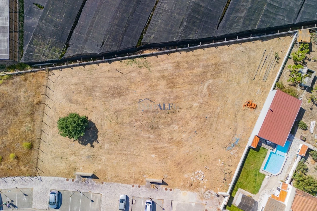 Terreno para Venda em Sarilhos Grandes Foto 8