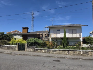 Moradia T5 para Venda em Bougado (São Martinho e Santiago)