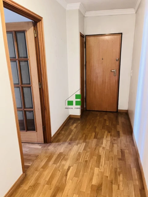 Apartamento T3 para Venda em Cedofeita, Santo Ildefonso, Sé, Miragaia, São Nicolau e Vitória