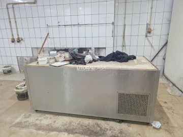 Loja para Arrendamento em Eixo e Eirol