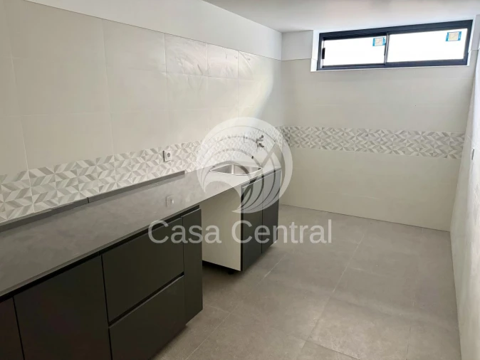 Moradia T3 para Venda em São Domingos de Rana Foto 34