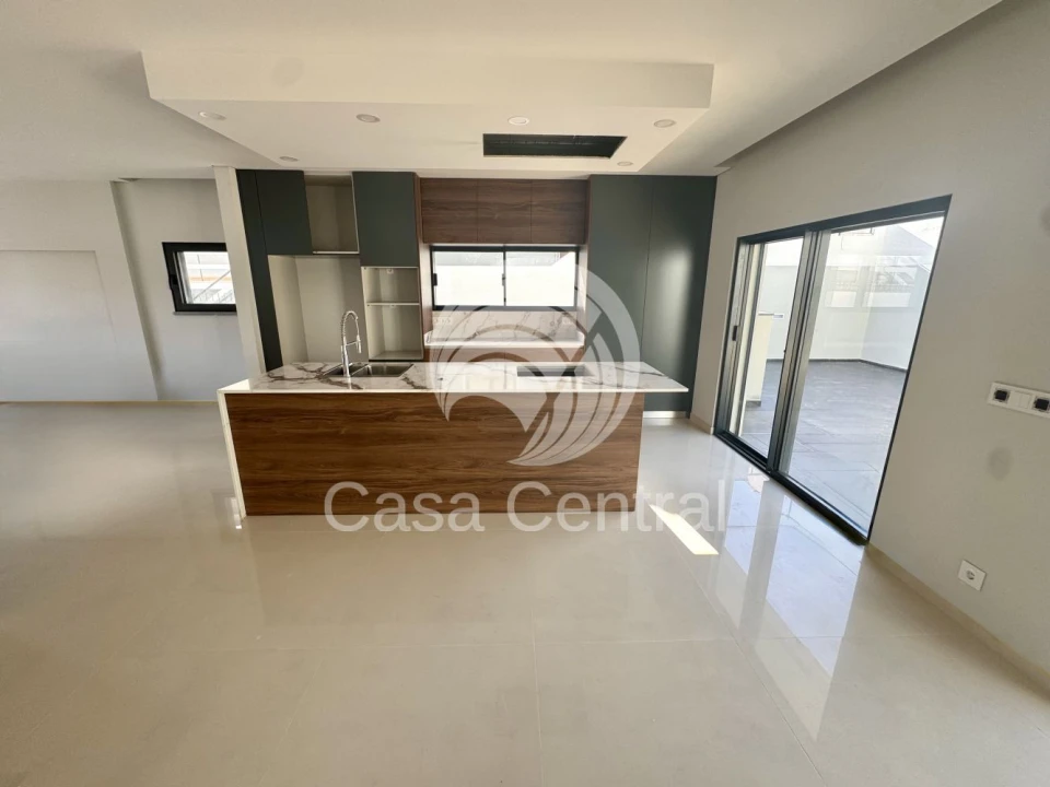 Moradia T3 para Venda em São Domingos de Rana Foto 7