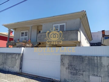 Moradia T3 para Venda em Fornos