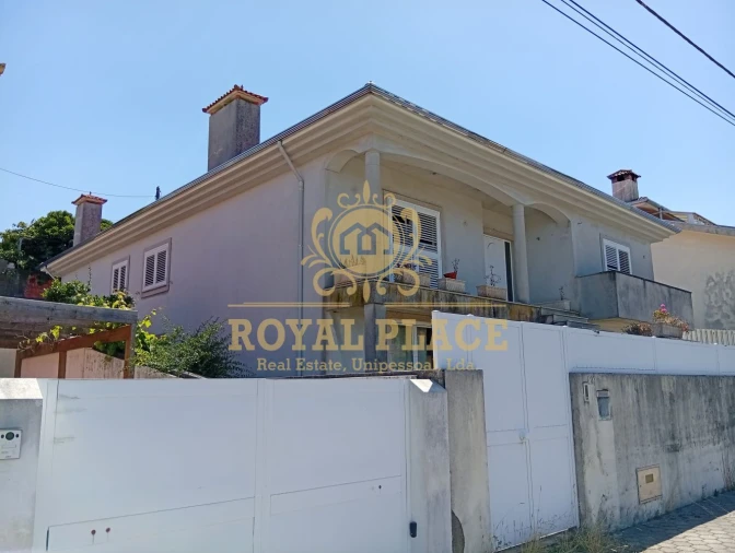 Moradia T3 para Venda em Fornos Foto 3