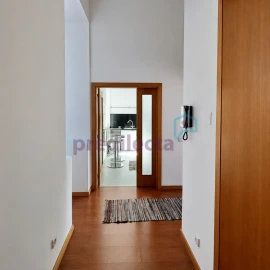 Apartamento T1 para Arrendamento em Paranhos