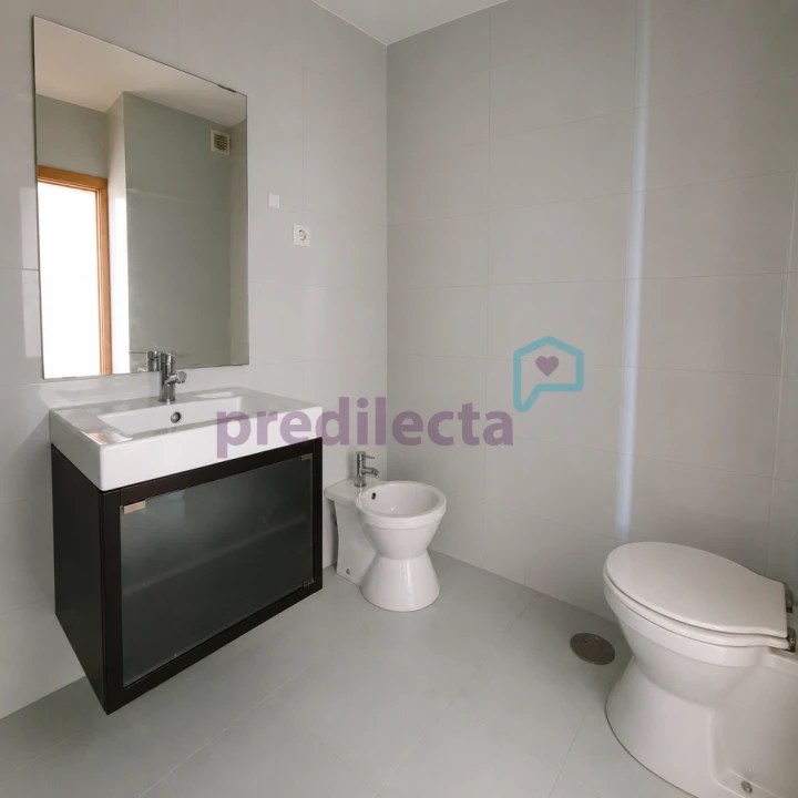 Apartamento T1 para Arrendamento em Paranhos Foto 11