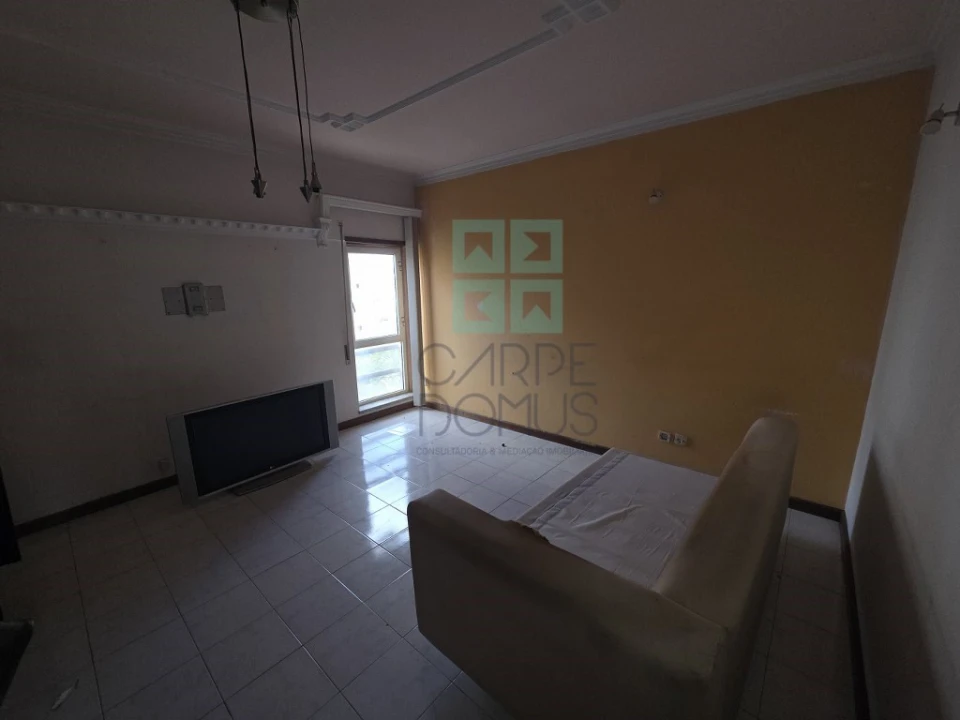 Apartamento T3 para Venda em Carregado e Cadafais Foto 15
