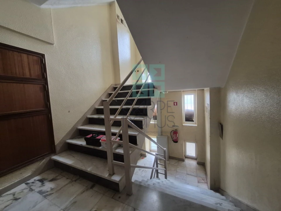 Apartamento T3 para Venda em Carregado e Cadafais Foto 47