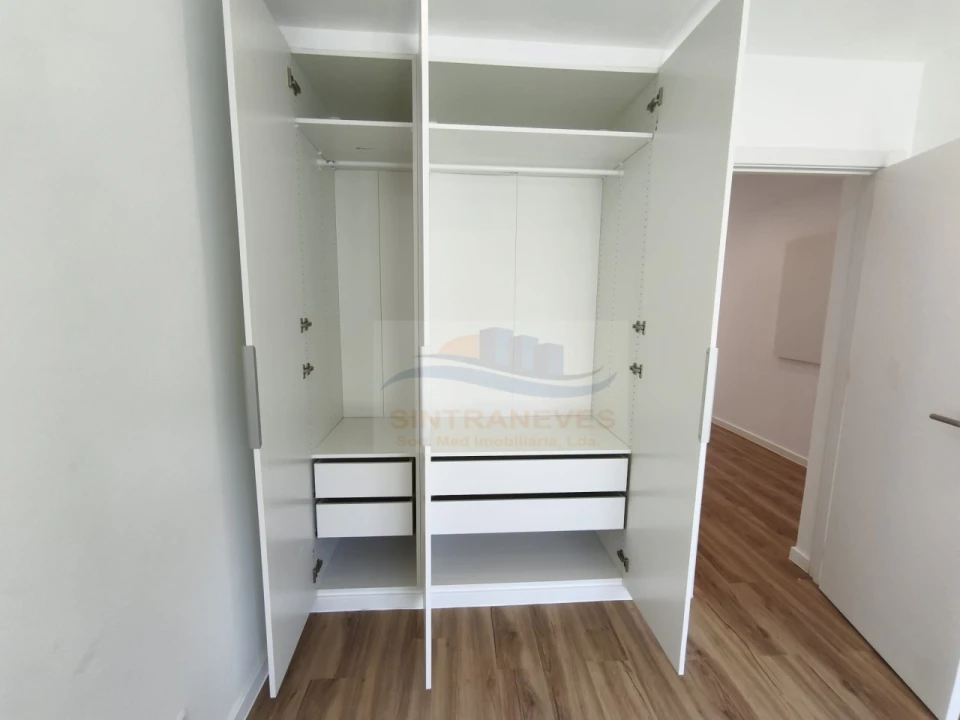 Apartamento T3 para Venda em Cacém e São Marcos Foto 12