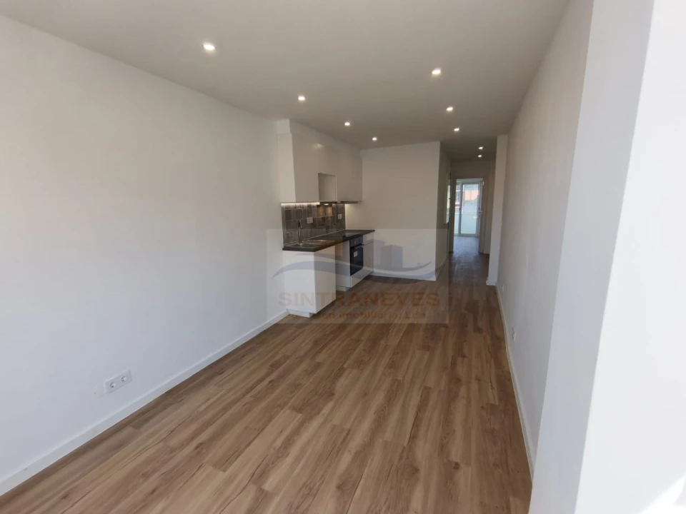 Apartamento T3 para Venda em Cacém e São Marcos Foto 29