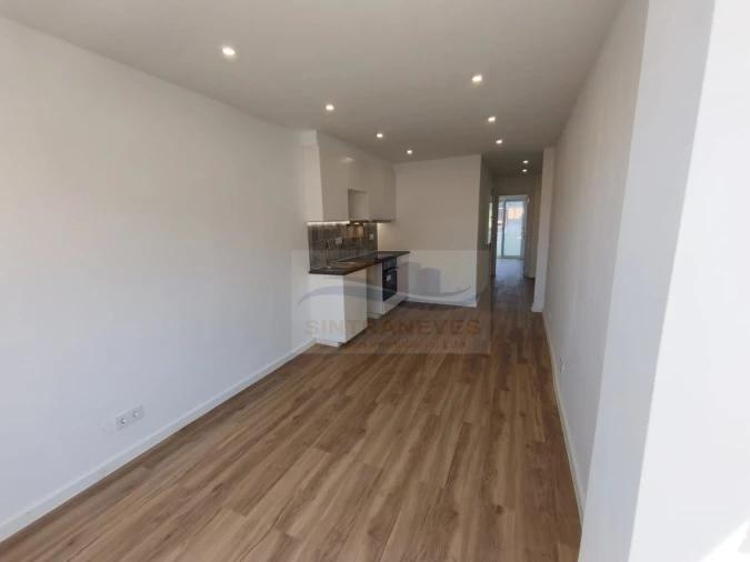 Apartamento T3 para Venda em Cacém e São Marcos Foto 29