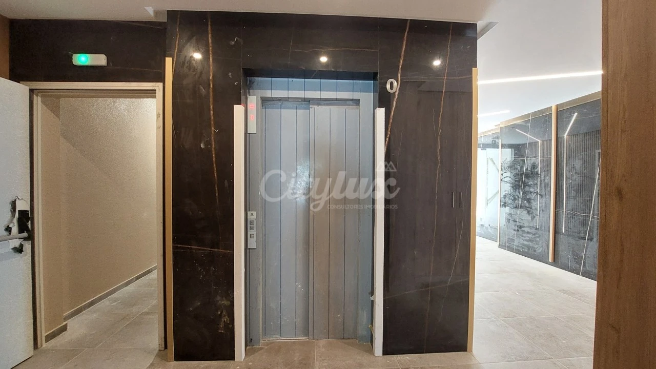 Apartamento T2 para Venda em Carcavelos e Parede Foto 22
