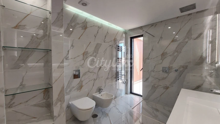 Apartamento T2 para Venda em Carcavelos e Parede Foto 13