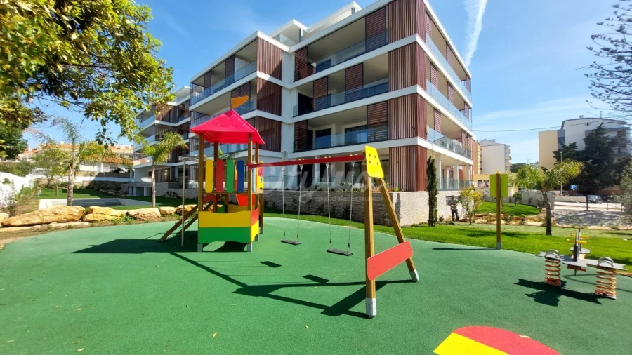 Apartamento T2 para Venda em Carcavelos e Parede Foto 27