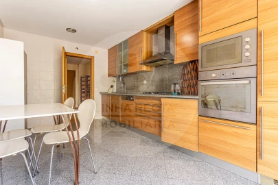 Apartamento T3 para Venda em União das Freguesias de Setúbal
