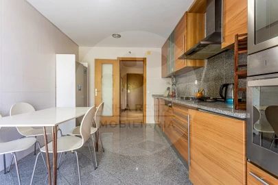 Apartamento T3 para Venda em União das Freguesias de Setúbal