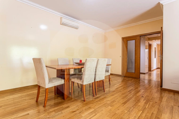 Apartamento T3 para Venda em União das Freguesias de Setúbal Foto 3