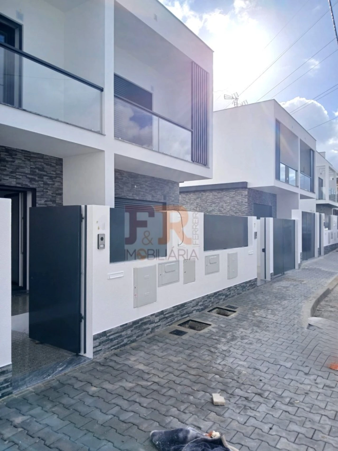 Moradia T3 para Venda em Fernao Ferro Foto 15