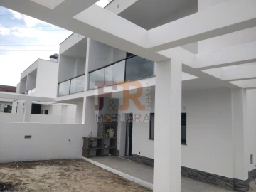 Moradia T3 para Venda em Fernao Ferro