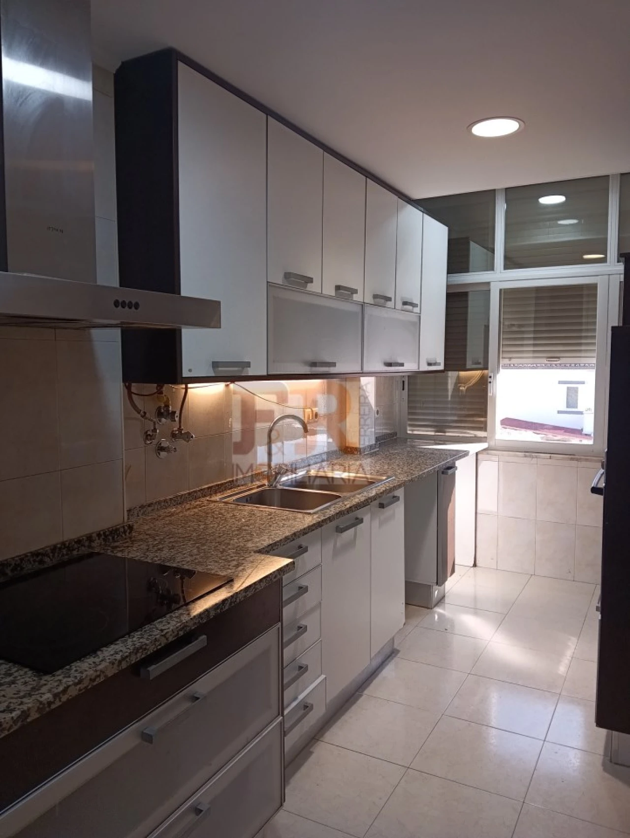 Apartamento T2 para Venda em Falagueira-Venda Nova Foto 1