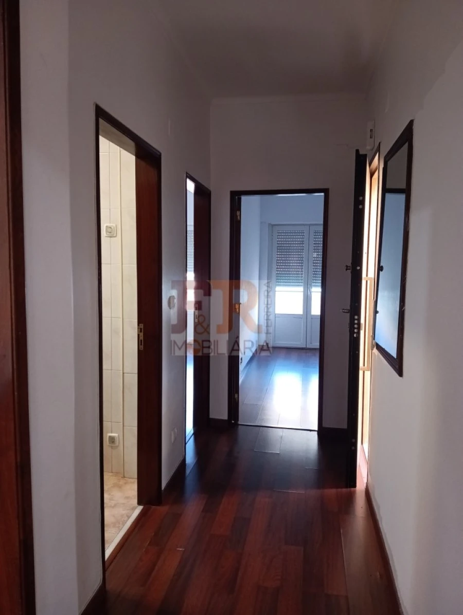 Apartamento T2 para Venda em Falagueira-Venda Nova Foto 9