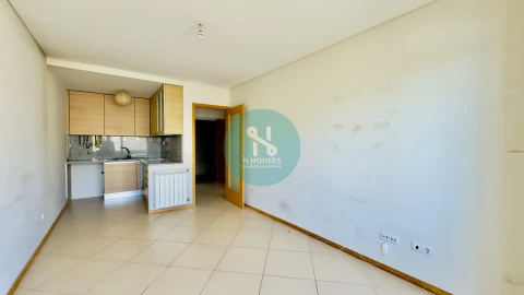 Apartamento T1 para Venda em Mafamude e Vilar do Paraíso