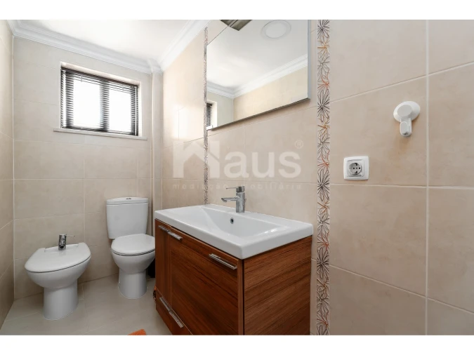 Apartamento T3 para Venda em Moita Foto 16