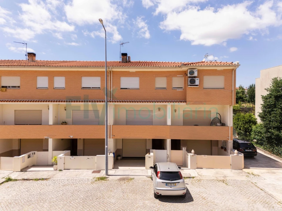 Moradia T3 para Venda em Caldas de Vizela (São Miguel e São João) Foto 51