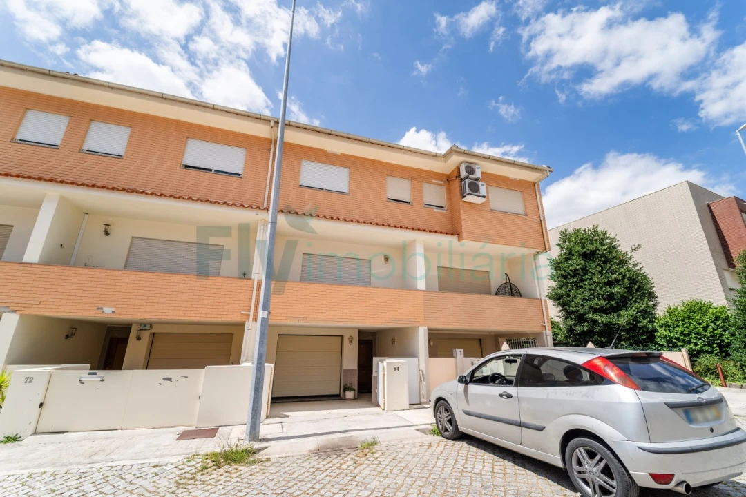 Moradia T3 para Venda em Caldas de Vizela (São Miguel e São João) Foto 53