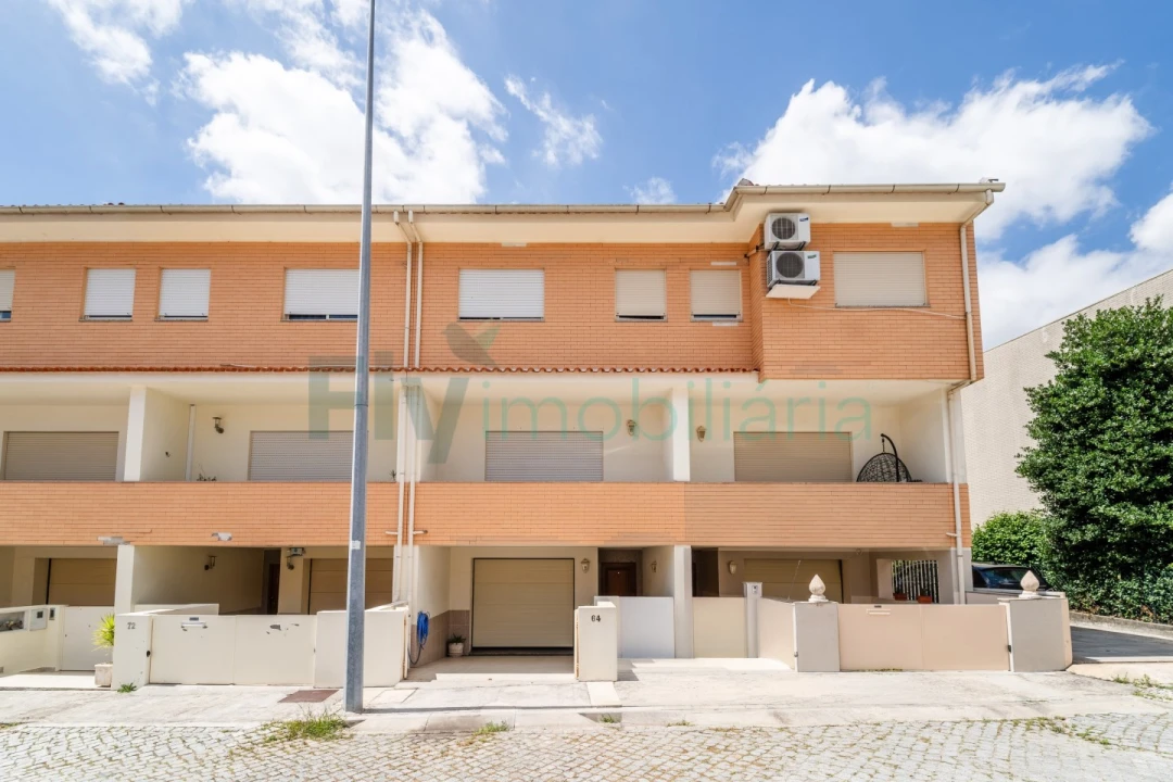 Moradia T3 para Venda em Caldas de Vizela (São Miguel e São João) Foto 54