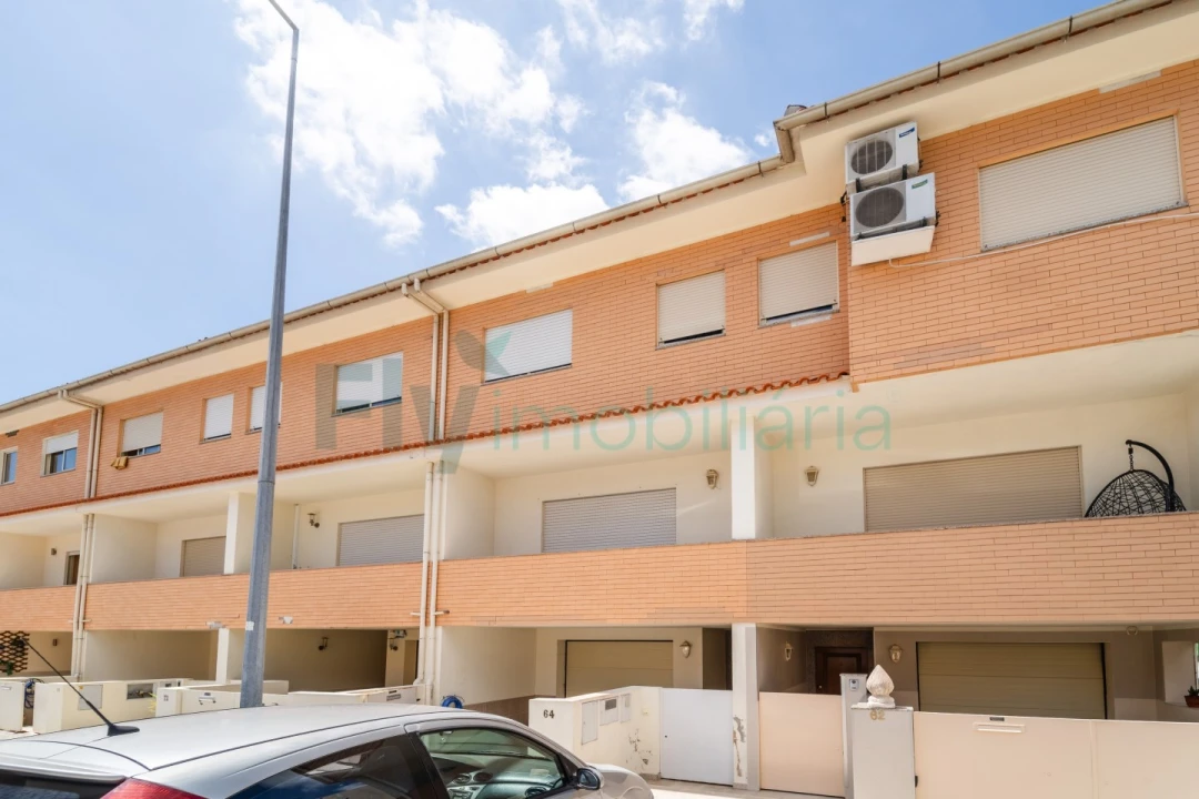Moradia T3 para Venda em Caldas de Vizela (São Miguel e São João) Foto 56