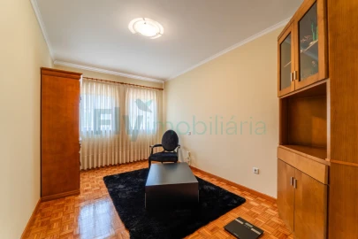 Moradia T3 para Venda em Caldas de Vizela (São Miguel e São João)