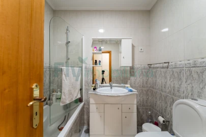 Moradia T3 para Venda em Caldas de Vizela (São Miguel e São João)