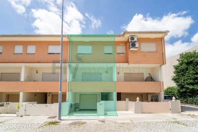 Moradia T3 para Venda em Caldas de Vizela (São Miguel e São João)