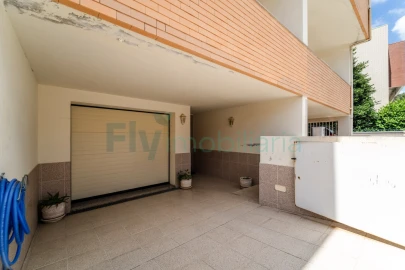 Moradia T3 para Venda em Caldas de Vizela (São Miguel e São João)