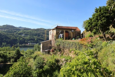Quinta T2 para Venda em Santa Maria de Sardoura