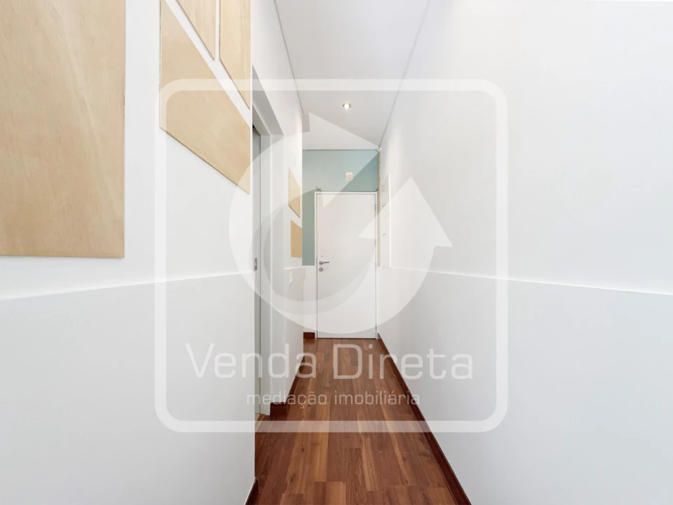 Apartamento T1 para Venda em Camarate, Unhos e Apelação Foto 16
