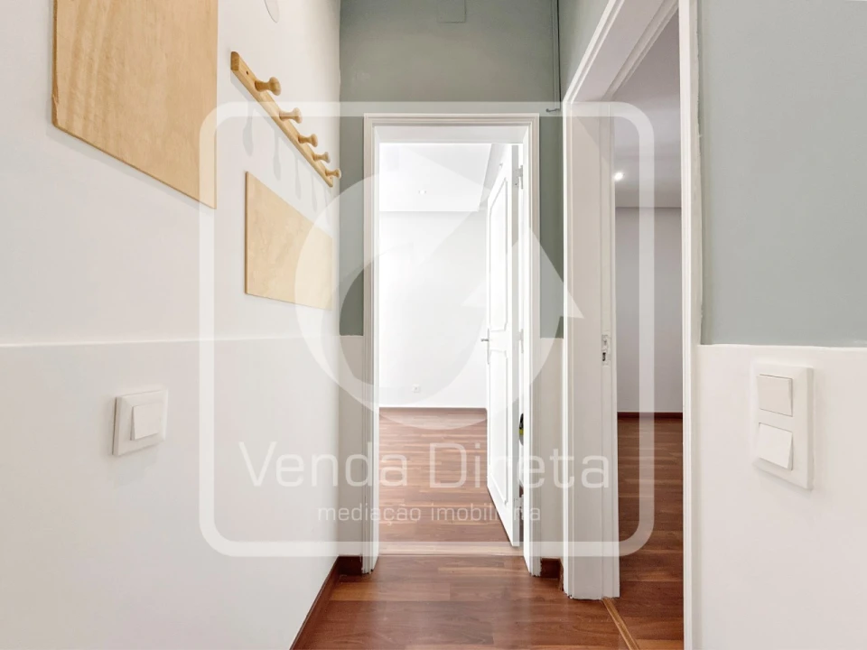 Apartamento T1 para Venda em Camarate, Unhos e Apelação Foto 19